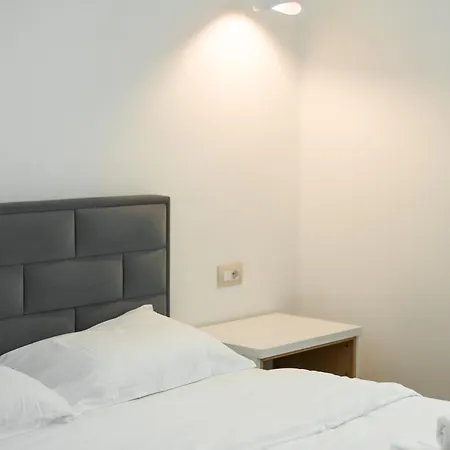 Comfy Modern Urban - Apartment *
